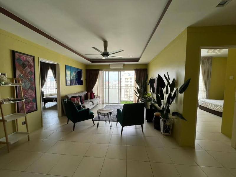 Condominium for Sale at Platinum Lake PV 12 - Ahmad Muslim - Living Room - PropertyGuru.com.my