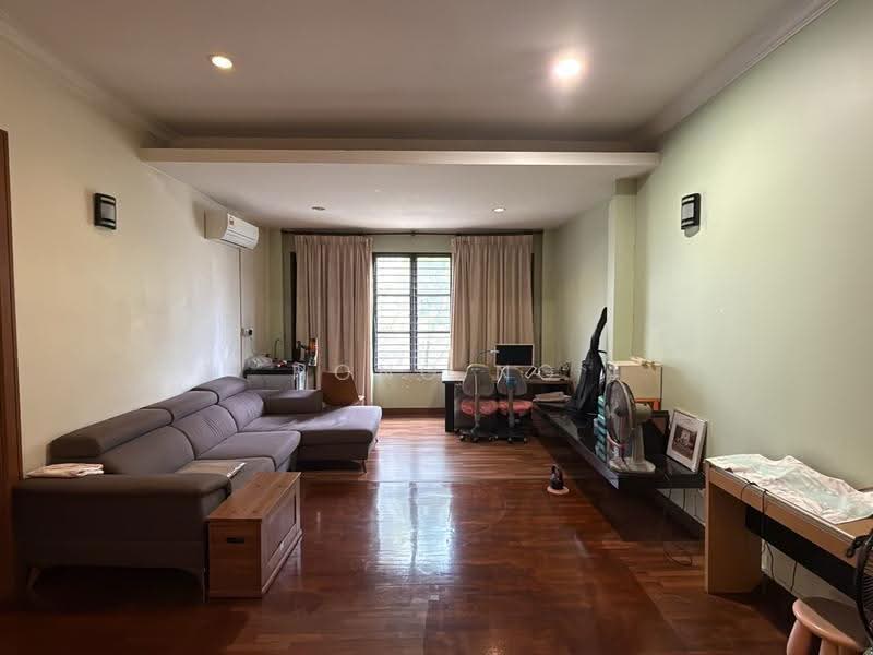 Rumah Teres 2-Tingkat untuk Dijual di Alam Impian (Shah Alam) - Hong Ng - Living Room - PropertyGuru.com.my