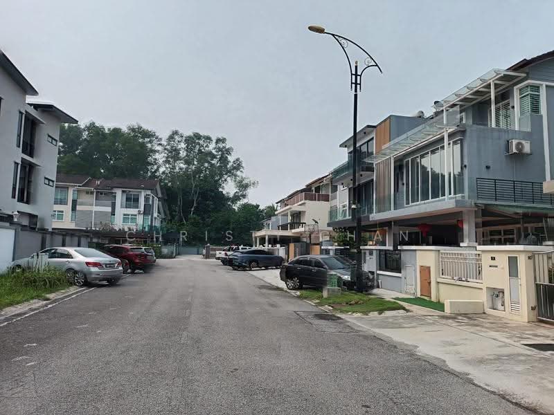 Rumah Berkembar untuk Dijual di Bandar Mahkota Cheras (Cheras) - Christy Chan - Exterior - PropertyGuru.com.my