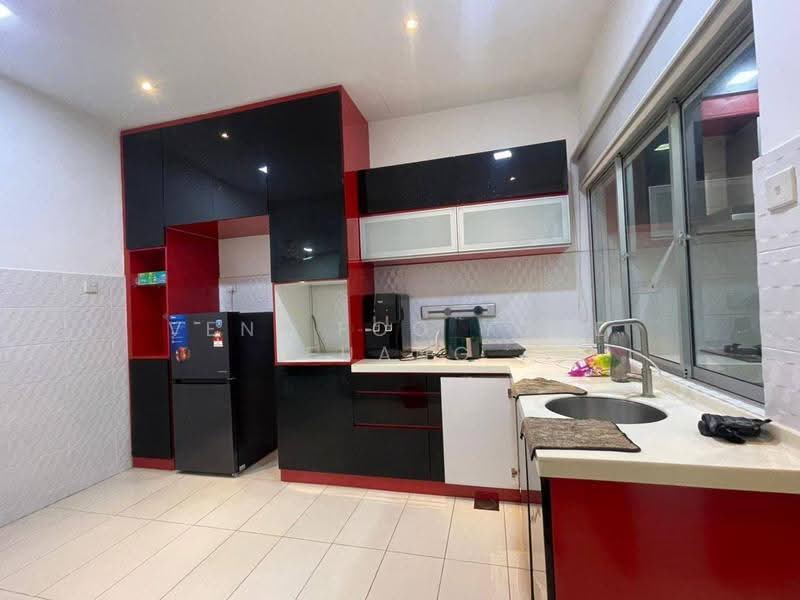2-storey Terraced House for Rent in Setia Alam (Selangor) - Veni Foo Yoke Fuang - Kitchen - PropertyGuru.com.my