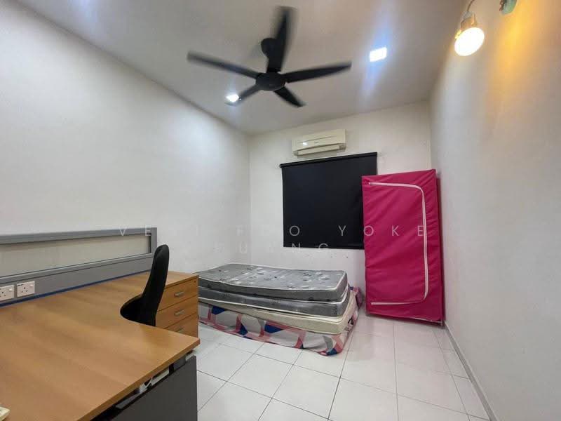 2-storey Terraced House for Rent in Setia Alam (Selangor) - Veni Foo Yoke Fuang - Study - PropertyGuru.com.my