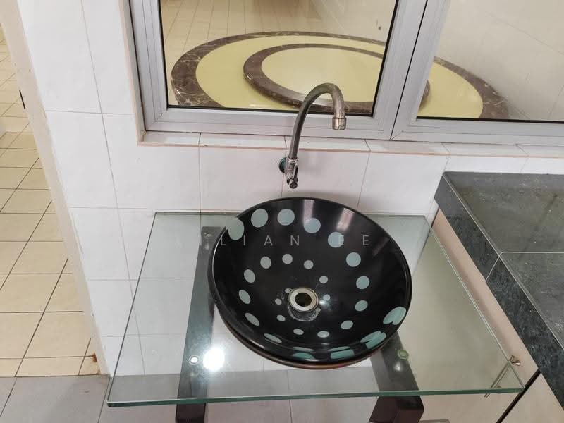 2-storey Terraced House for Rent in Putra Heights (Subang Jaya) - Lilian Ee - Kitchen - PropertyGuru.com.my
