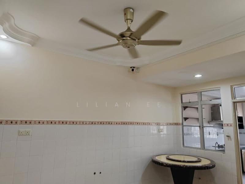 2-storey Terraced House for Rent in Putra Heights (Subang Jaya) - Lilian Ee - Kitchen - PropertyGuru.com.my