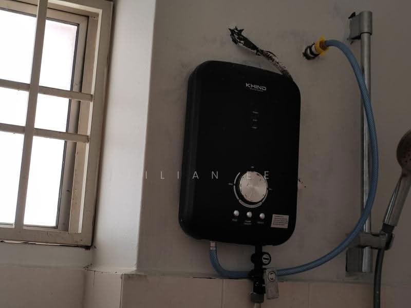 2-storey Terraced House for Rent in Putra Heights (Subang Jaya) - Lilian Ee - Shared Bathroom - PropertyGuru.com.my