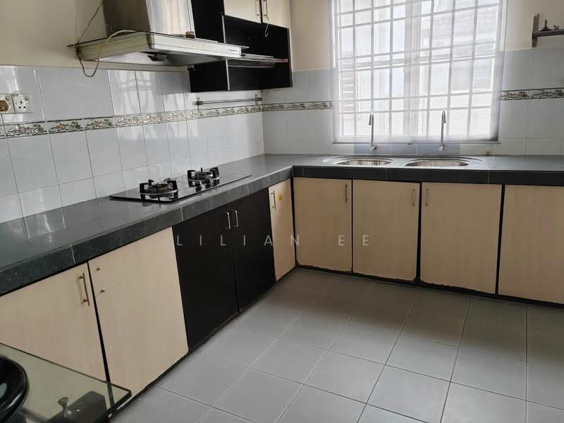 2-storey Terraced House for Rent in Putra Heights (Subang Jaya) - Lilian Ee - Kitchen - PropertyGuru.com.my