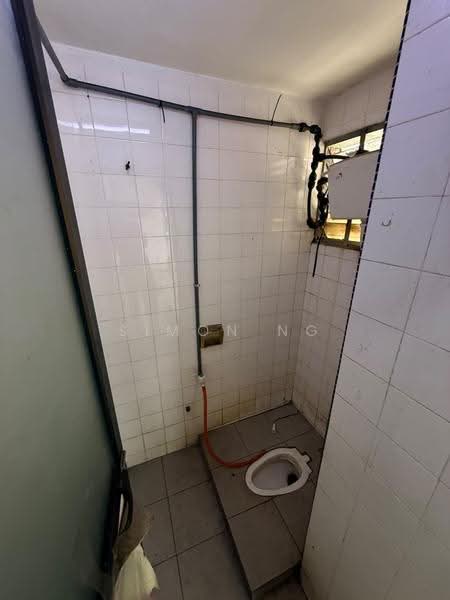 Kedai untuk Dijual di Kompleks Chain Ferry (Butterworth) - Simon Ng - Bathroom - PropertyGuru.com.my