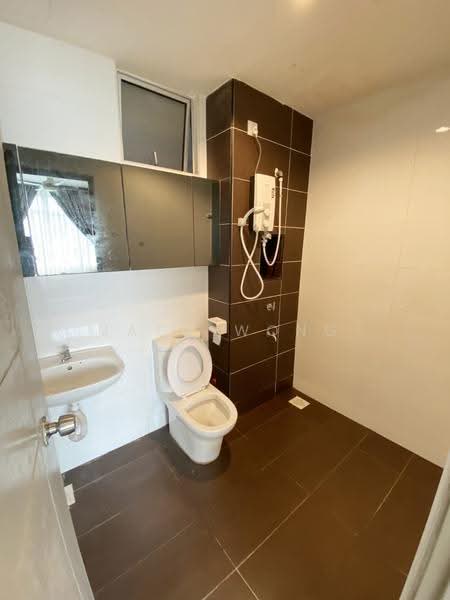 Pangsapuri untuk Dijual di East Bay (Seri Bayan) - Jack Wong - Bathroom - PropertyGuru.com.my