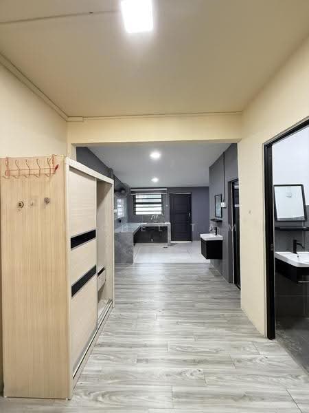 1.5-storey Terraced House for Rent in Air Putih (Kuantan) - Rachel Tam - Corridor - PropertyGuru.com.my