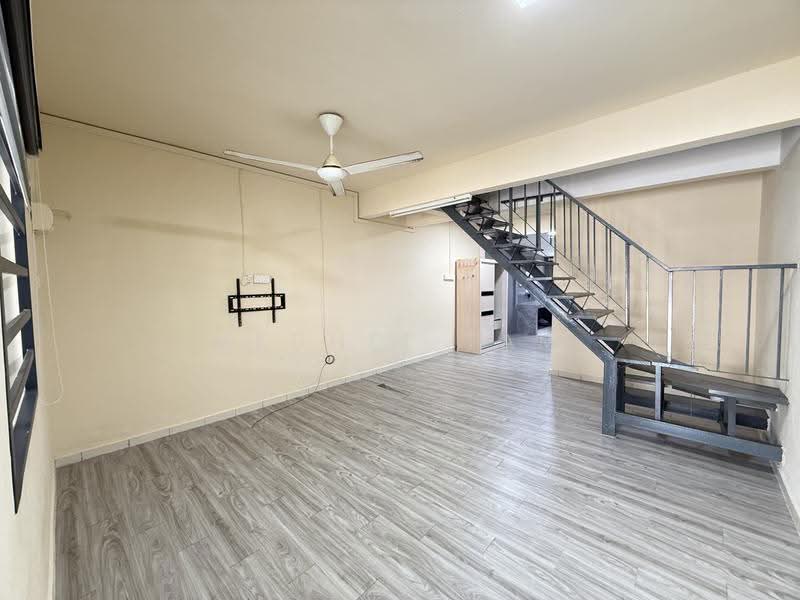 1.5-storey Terraced House for Rent in Air Putih (Kuantan) - Rachel Tam - Interior - PropertyGuru.com.my