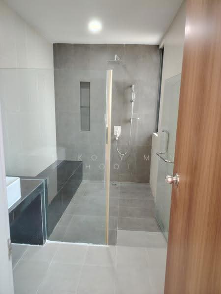 Semi-Detached House for Rent in Putra Heights (Subang Jaya) - BB Koay Min Hooi - Bathroom - PropertyGuru.com.my