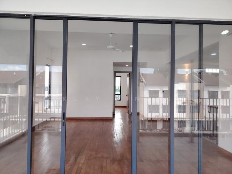 Semi-Detached House for Rent in Putra Heights (Subang Jaya) - BB Koay Min Hooi - Balcony - PropertyGuru.com.my
