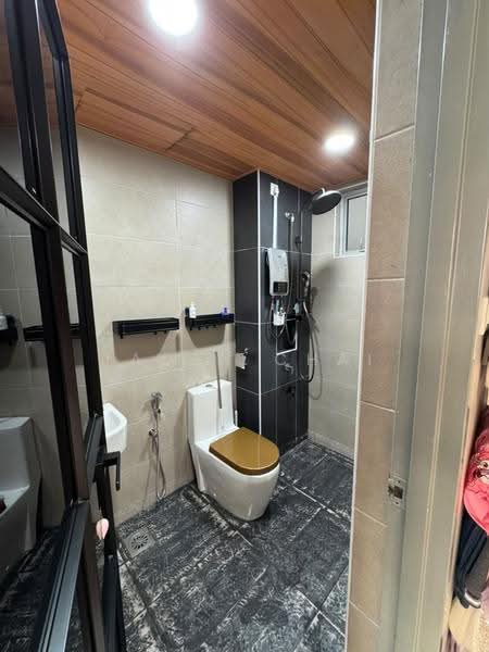 Service Residence for Sale at D'Putra Suites - Jaden Chai - Bathroom - PropertyGuru.com.my