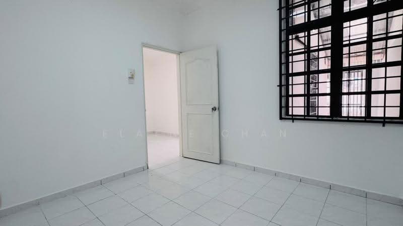 Rumah Teres 2-Tingkat untuk Disewa di Taman Daya (Johor Bahru) - Elaine Chan - Interior - PropertyGuru.com.my