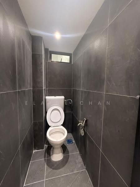 Flat for Sale at Flat Daisy - Elaine Chan - Bathroom - PropertyGuru.com.my