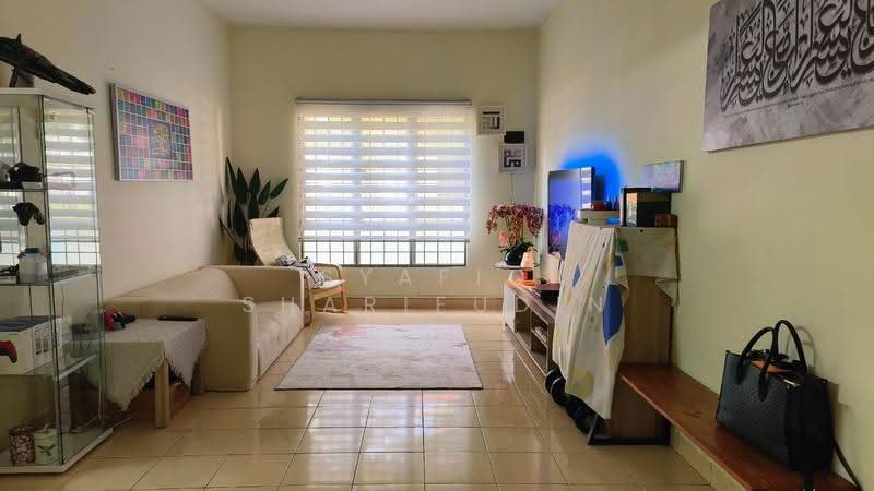 Pangsapuri untuk Dijual di Pangsapuri Delima - Syafiq Sharifudin - Living Room - PropertyGuru.com.my