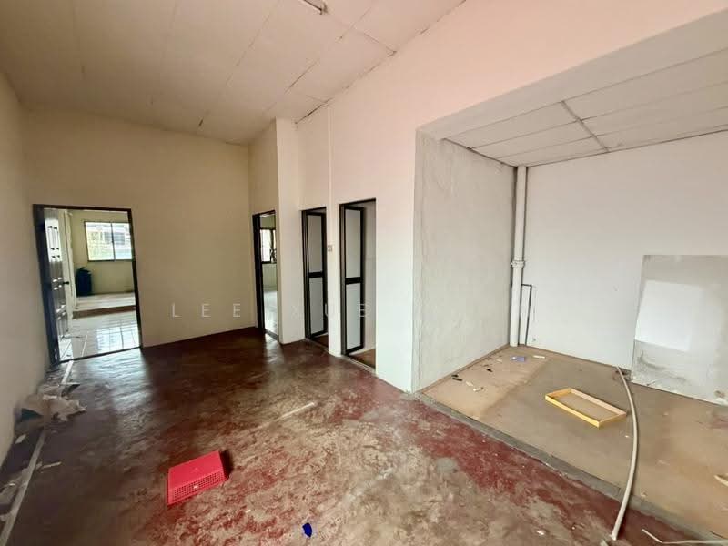 Shop for Sale in George Town (Penang) - Lee Xue Chen - Interior - PropertyGuru.com.my