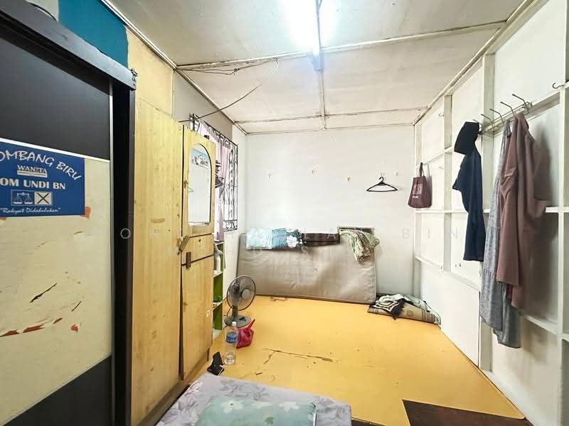 2-storey Terraced House for Sale in Seksyen 18 (Shah Alam) - Mohd Hazlan bin Mohd Sopi - Bedroom - PropertyGuru.com.my