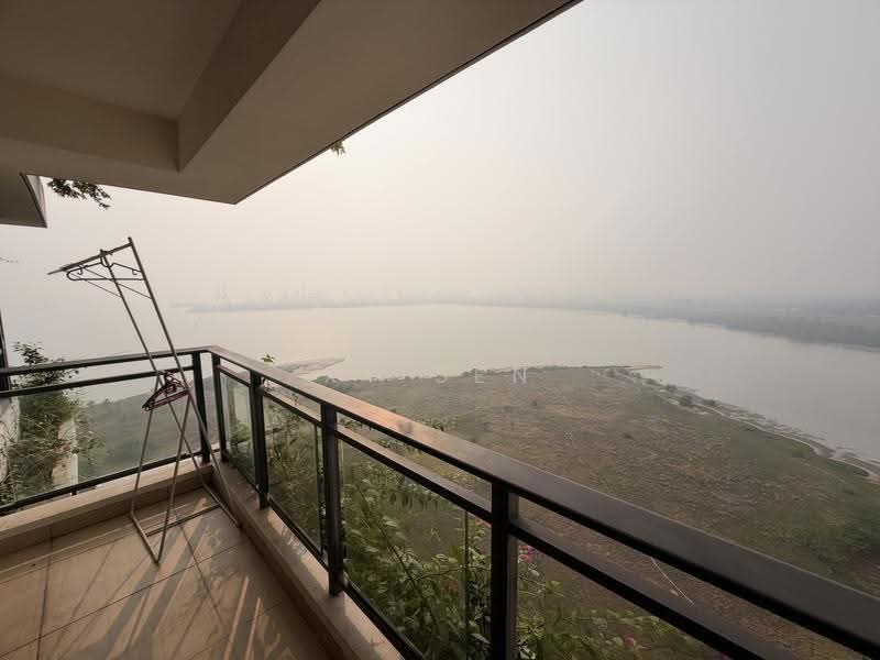 Pangsapuri untuk Disewa di Forest City - XY Sen - Balcony - PropertyGuru.com.my
