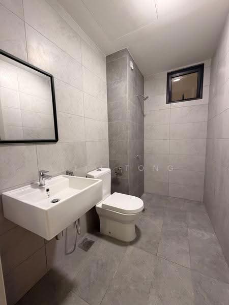 Kediaman Servis untuk Disewa di M Astra - Alice Tong - Bathroom - PropertyGuru.com.my
