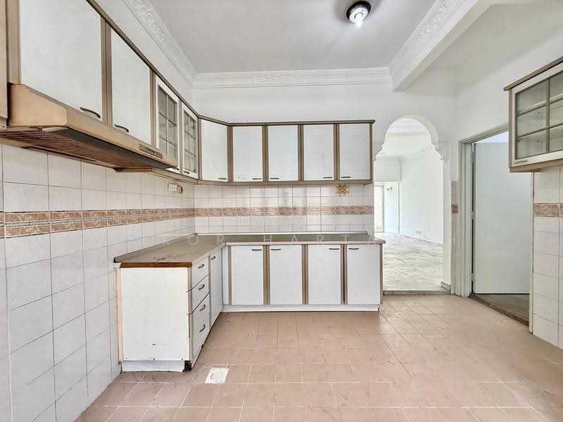 2-storey Terraced House for Sale in Subang Jaya (Selangor) - Syukor Hartanah - Kitchen - PropertyGuru.com.my