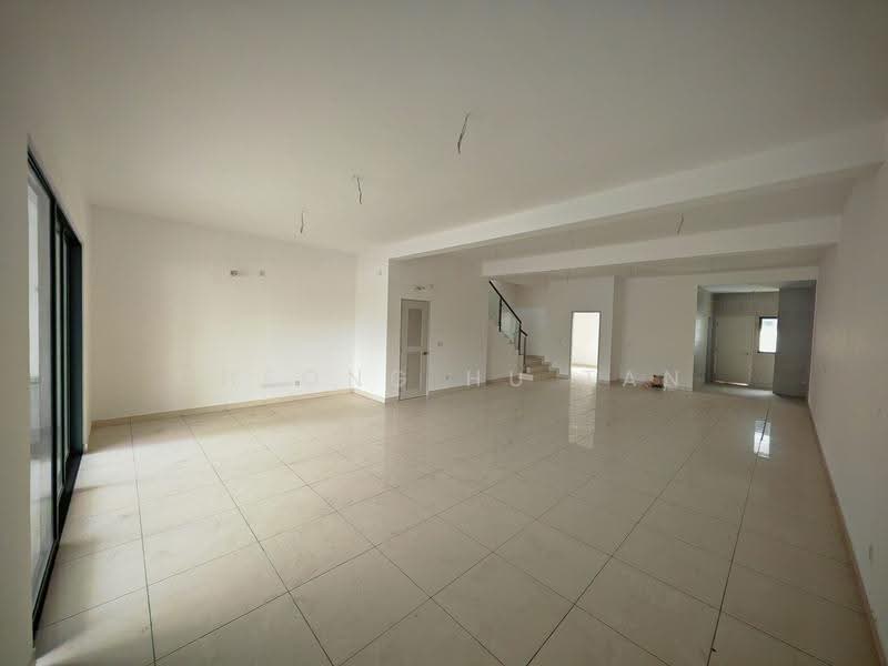 Rumah Teres 2-Tingkat untuk Disewa di Seremban (Negeri Sembilan) - Cheong Hu Tan - Living Room - PropertyGuru.com.my