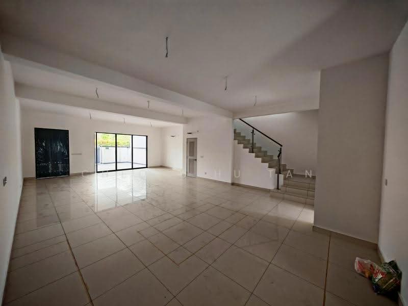 Rumah Teres 2-Tingkat untuk Disewa di Seremban (Negeri Sembilan) - Cheong Hu Tan - Living Room - PropertyGuru.com.my