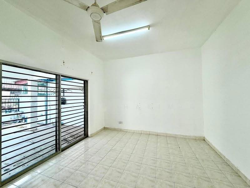 Terraced House for Sale in Klang (Selangor) - Nazrin Hakimin - Interior - PropertyGuru.com.my