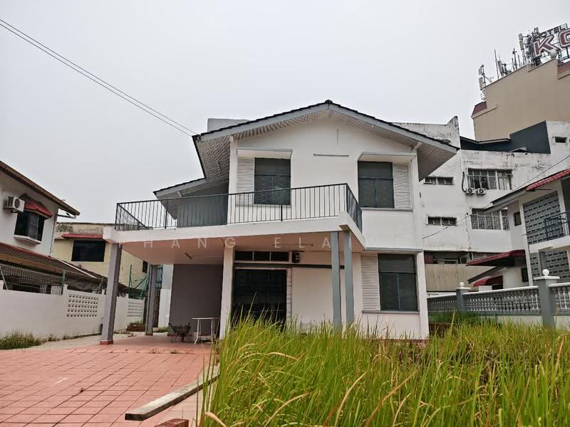 Bungalow House for Sale in Taman Kebun Teh (Johor Bahru) - Phang Elainne - Exterior - PropertyGuru.com.my