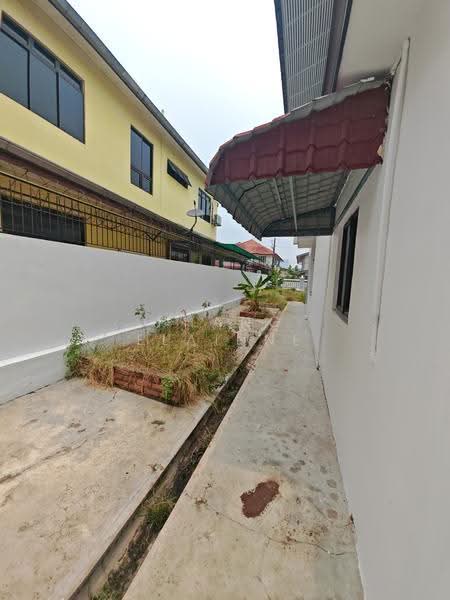 Bungalow House for Sale in Taman Kebun Teh (Johor Bahru) - Phang Elainne - PropertyGuru.com.my