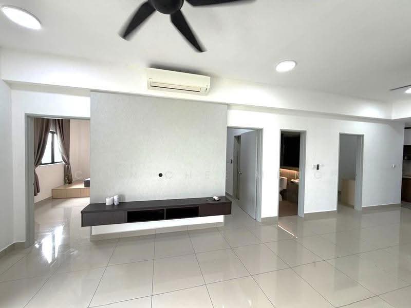 Kondominium untuk Dijual di Residensi Bukit Palma 1 (Palm Hill Residence 1) - Chin Chee Meng - Living Room - PropertyGuru.com.my