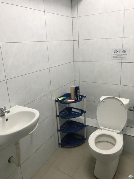 Pangsapuri untuk Dijual di Seri Perindu Apartment - Kent Yeo - Bathroom - PropertyGuru.com.my