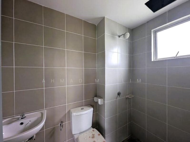 Terraced House for Sale in Banting (Selangor) - Ahmad Muslim - Bathroom - PropertyGuru.com.my