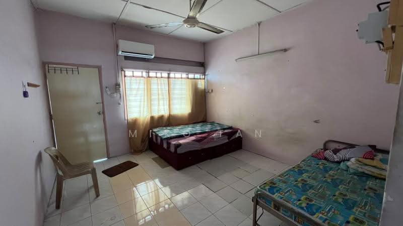 2-storey Terraced House for Sale in Taman Melor (Ipoh) - Miko Tan - Bedroom - PropertyGuru.com.my