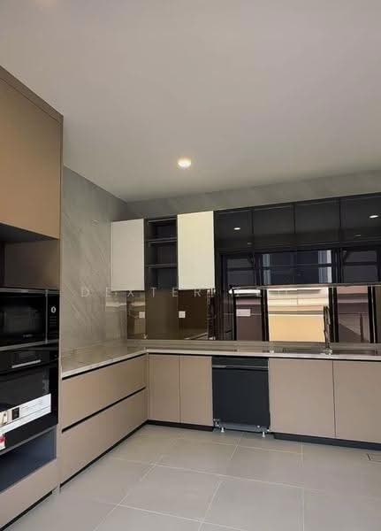 Bungalow House for Sale in Bukit Tunku (Kenny Hills) (Kuala Lumpur) - Dexter Teo - Kitchen - PropertyGuru.com.my