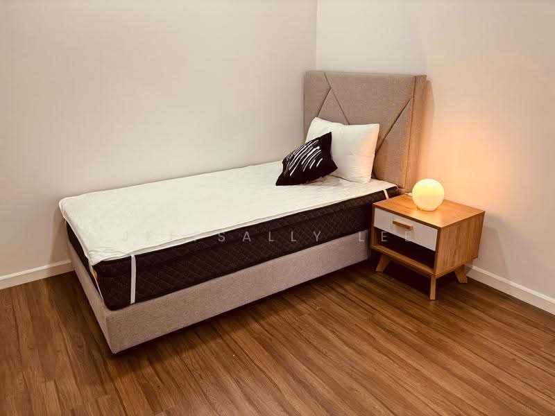 Kediaman Servis untuk Dijual di Aurora Subang Jaya - JeffSally Lee - PropertyGuru.com.my