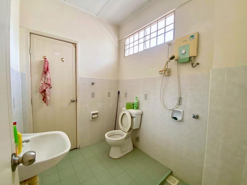 Rumah Teres 2-Tingkat untuk Dijual di Sungai Ara (Penang) - Welwits Sim - Bathroom - PropertyGuru.com.my