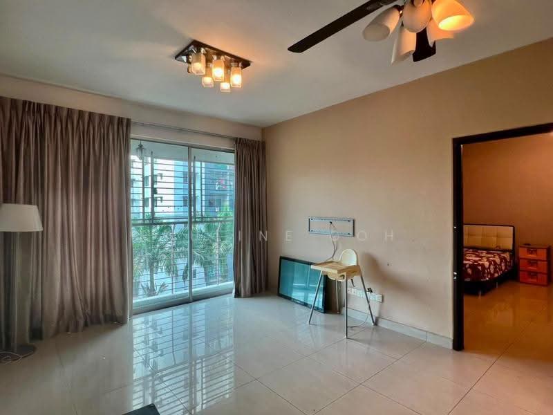 Pangsapuri untuk Dijual di SuriaMas Suites - Pauline Goh - Living Room - PropertyGuru.com.my
