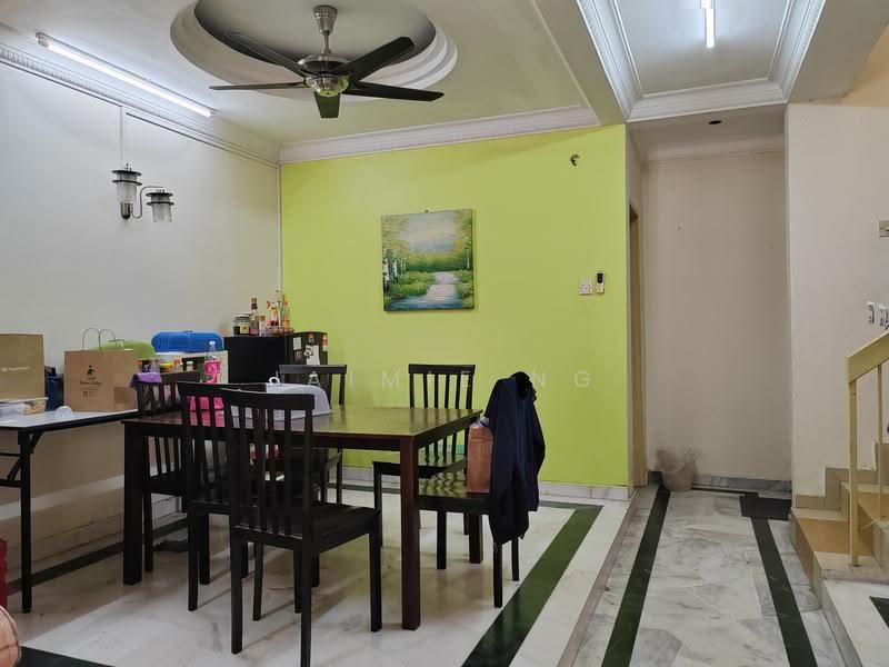 2-storey Terraced House for Sale in Taman TTDI Jaya (Shah Alam) - Jaimie Ng - Dining Room - PropertyGuru.com.my