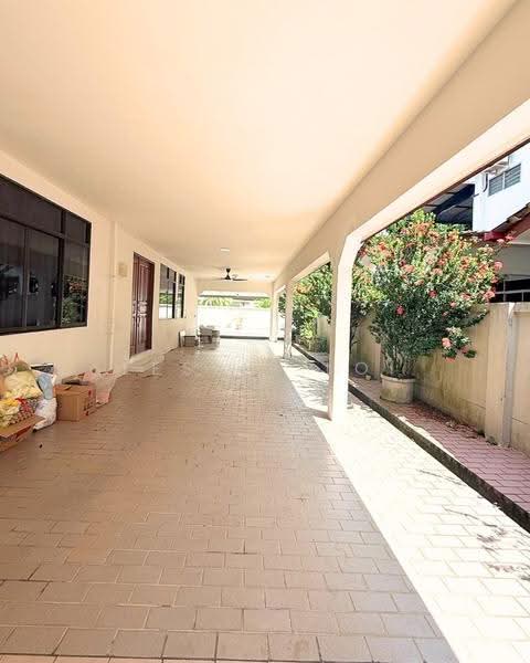 Semi-Detached House for Sale in Stampin (Kuching) - Leslie Loi - Exterior - PropertyGuru.com.my
