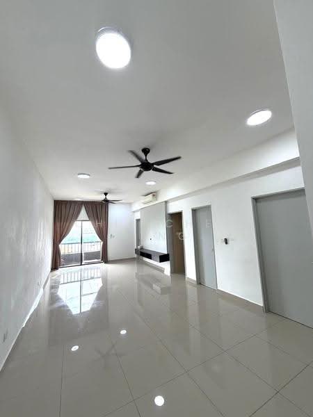 Condominium for Rent at Residensi Bukit Palma 1 (Palm Hill Residence 1) - Chin Chee Meng - Living Room - PropertyGuru.com.my
