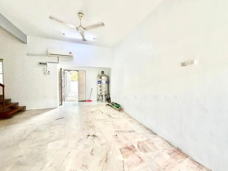 2-storey Terraced House for Sale in Taman Impian Bukit Naga (Shah Alam) - Nazrin Hakimin - PropertyGuru.com.my
