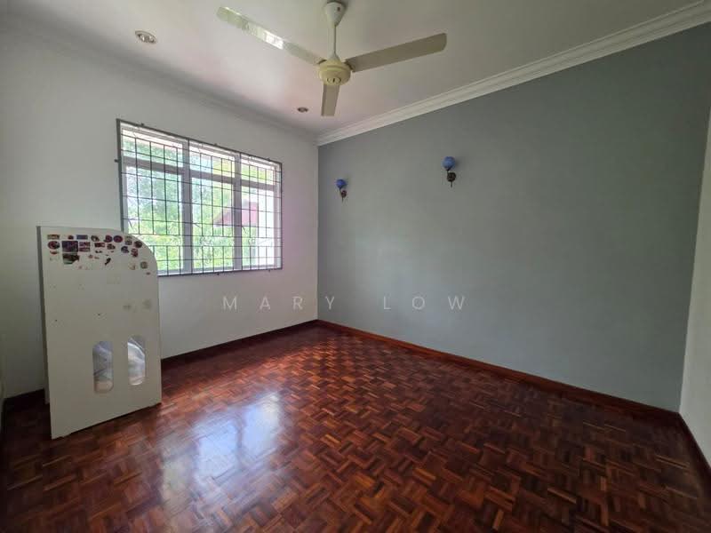 2-storey Terraced House for Sale in Taman Cheng Perdana 1 (Cheng) - Mary Low - Interior - PropertyGuru.com.my