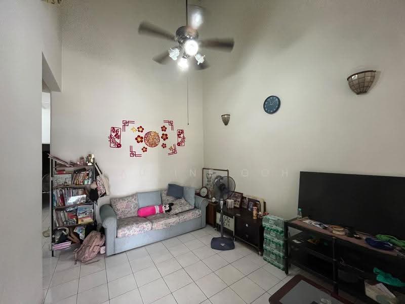 1-storey Terraced House for Sale in Taman Molek (Johor Bahru) - Pauline Goh - Living Room - PropertyGuru.com.my