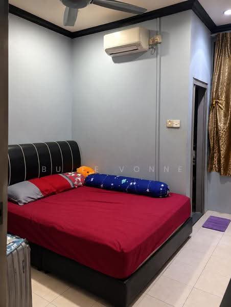 1-storey Terraced House for Sale in Taman Putri Kulai (Kulai) - Bu Ee Vonne - Bedroom - PropertyGuru.com.my