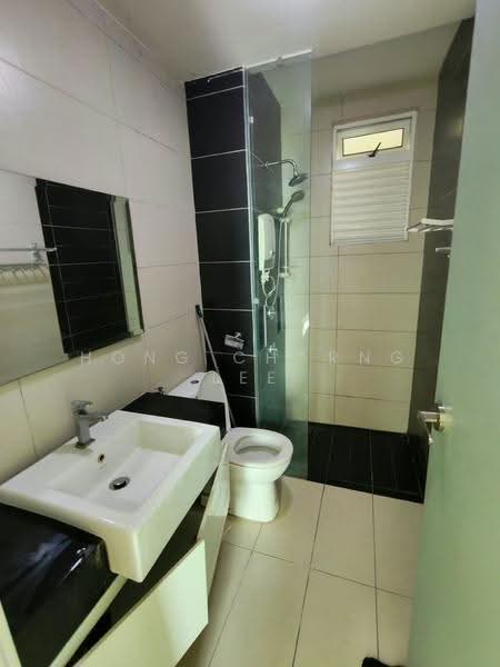 Kediaman Servis untuk Disewa di Tropez Residences - Hong Charng Lee - Bathroom - PropertyGuru.com.my