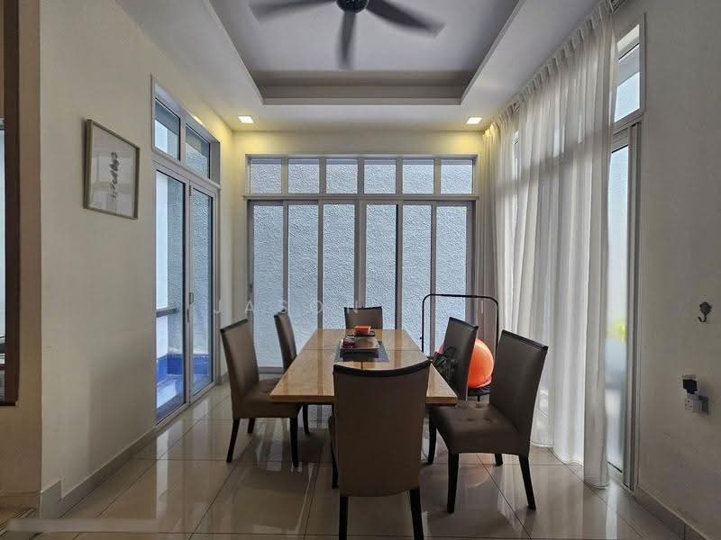 Rumah Teres 3-Tingkat untuk Dijual di Putra Heights (Subang Jaya) - Jason Ooi - Dining Room - PropertyGuru.com.my