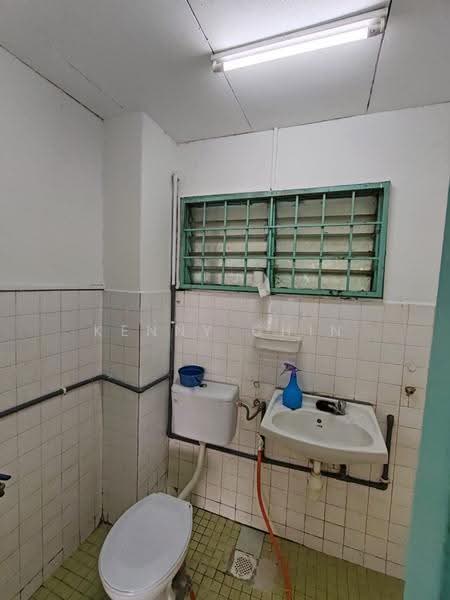 2-storey Terraced House for Sale in Ampang (Kuala Lumpur) - Kenny Chin - Bathroom - PropertyGuru.com.my