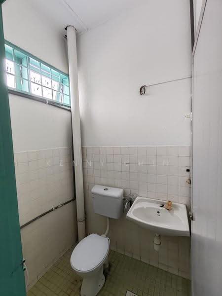 2-storey Terraced House for Sale in Ampang (Kuala Lumpur) - Kenny Chin - Bathroom - PropertyGuru.com.my