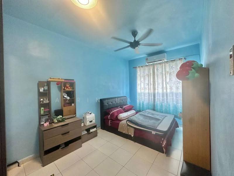 Rumah Teres untuk Dijual di Taman Selayang Utama (Selayang) - Nazrin Hakimin - Bedroom - PropertyGuru.com.my