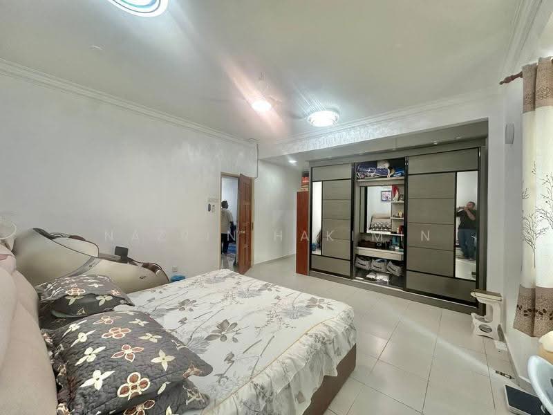 Rumah Teres untuk Dijual di Taman Selayang Utama (Selayang) - Nazrin Hakimin - Bedroom - PropertyGuru.com.my